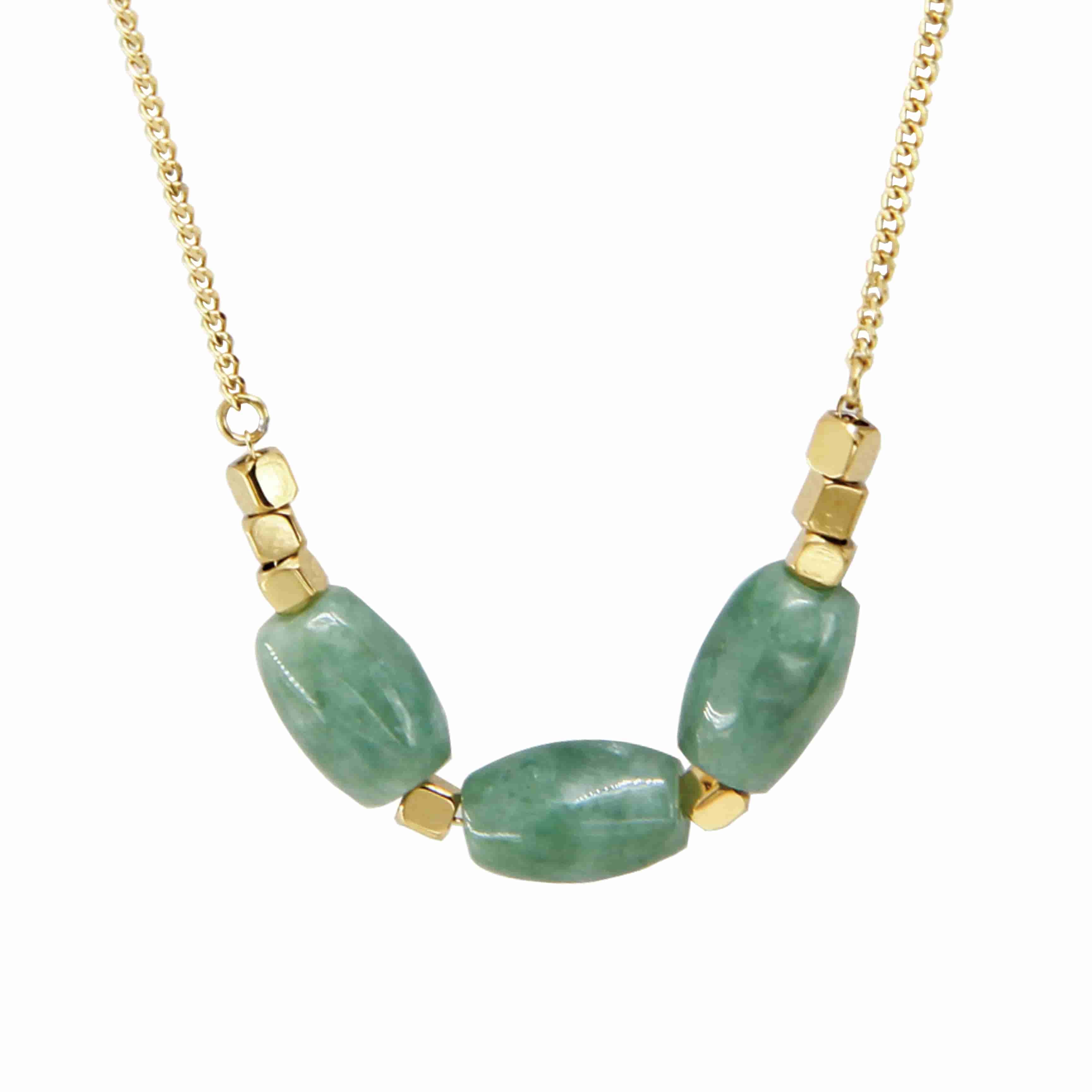 طقم قلادة وسوار أخضر بتفاصيل ذهبية – لمسة أناقة راقية 4 طقم قلادة وسوار أخضر بتفاصيل ذهبية – لمسة أناقة راقية - الصورة 4